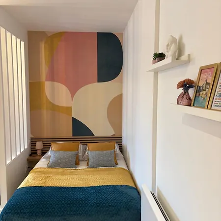 En Aparte Theatre, Au Coeur De Apartment Laval (Mayenne)